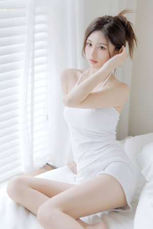 女子100%裸妆全身